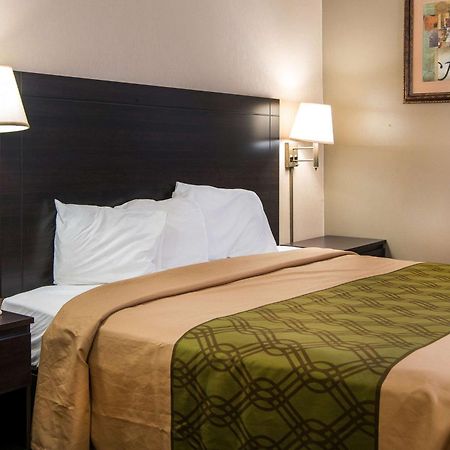 Econo Lodge Selma Esterno foto